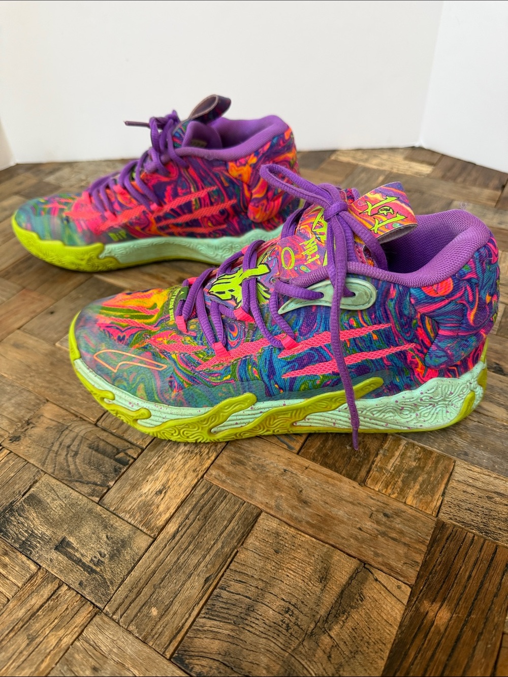 Puma MB.03 LaMelo Ball “Be You” Basketball Shoes Big Kid/Youth Size 5